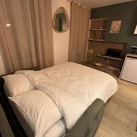 Apartment Bois Flotte Netflix Parking