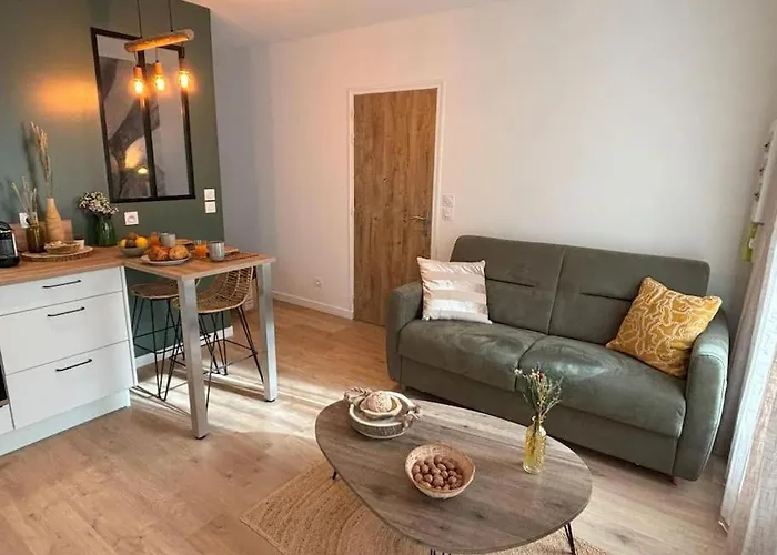 Bois Flotte Netflix Parking